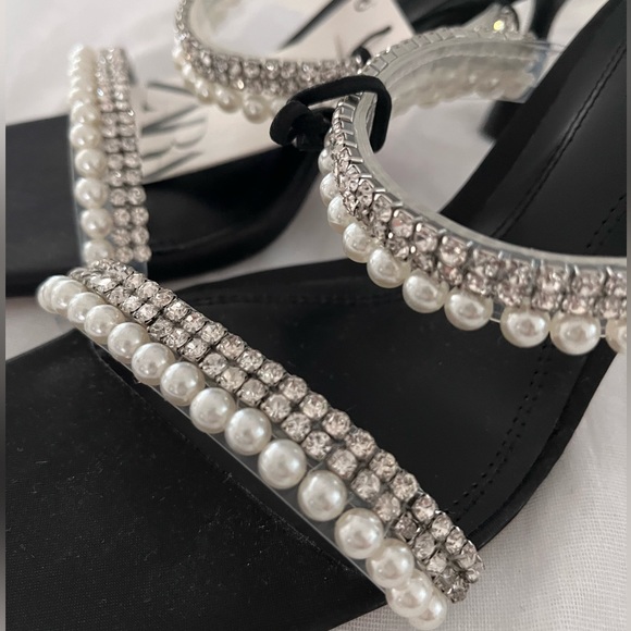 NEW ZARA Rhinestone Pearls Heeled Sandals, Black, good for US6.5 / US 7 - Picture 8 of 8
